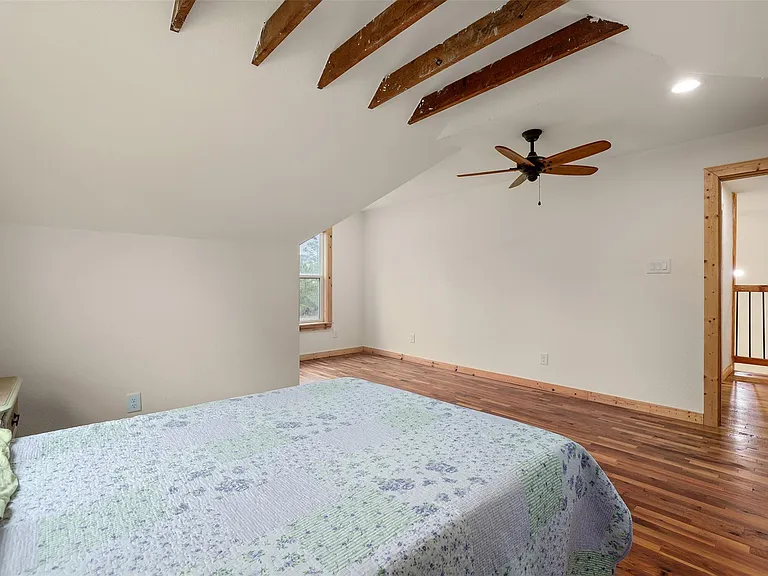 9009 Lazy Ln — Photo 25