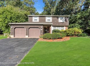 8 Dorchester Ct, Jackson, NJ 08527