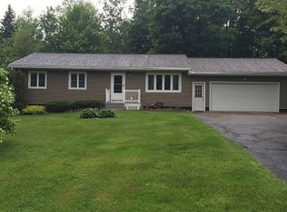 E9358 Shannon Dr, Munising, MI 49862