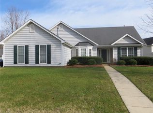 5206 Willow Ridge Dr, Summerfield, NC 27358