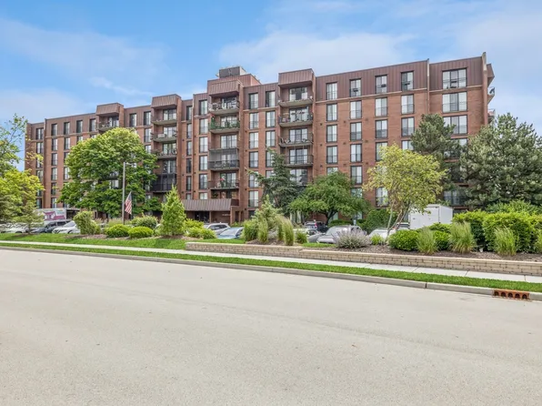 111 Acacia Dr APT 503, Indian Head Park, IL 60525