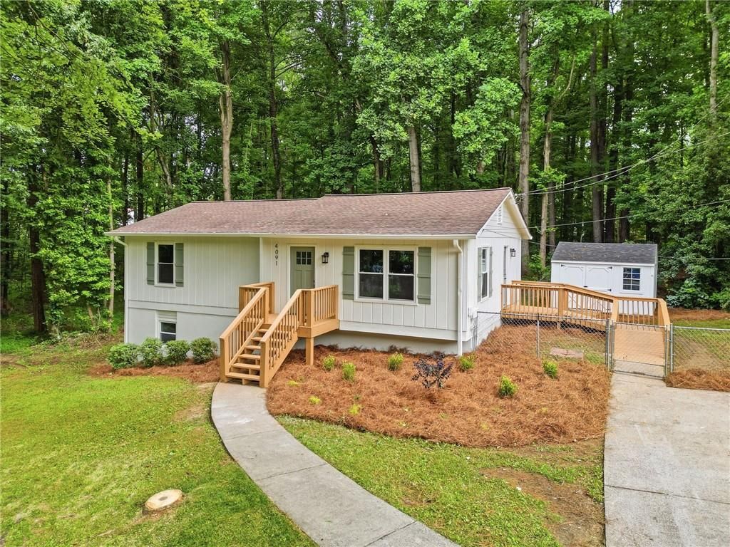 4091 Dustin Dr, Acworth, GA - View 3