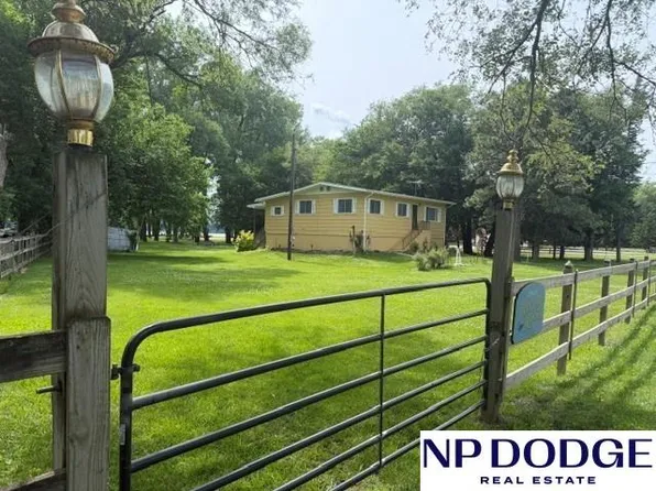 2815 Big Island Rd, Fremont, NE 68025