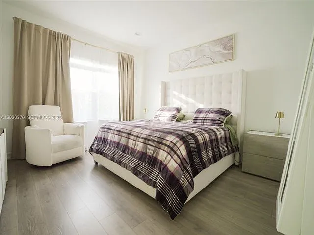 10111 Akenside Dr — Photo 4