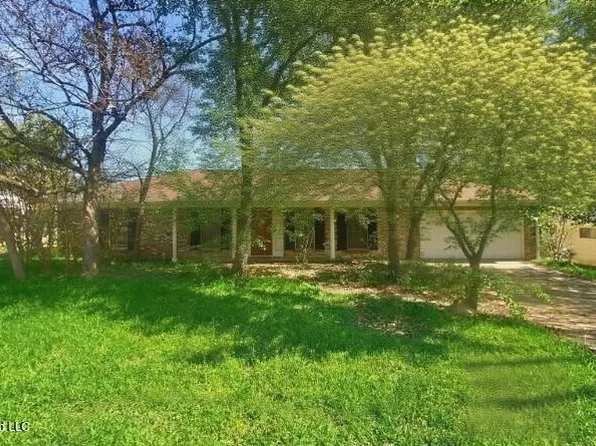 1886 Smallwood St, Jackson, MS 39212