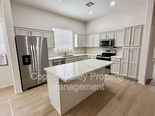 6889 W Paso Trl Photo 1