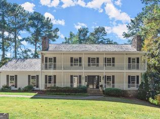 5530 Aven Rd, Marietta, GA 30068