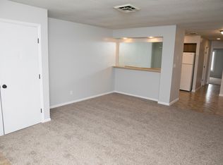 991 Clock Tower Dr APT D, Springfield, IL 62704