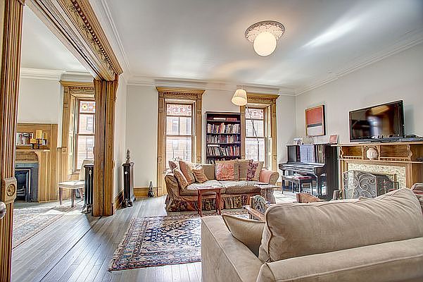 1st image of 100 W 76th St APT 4S