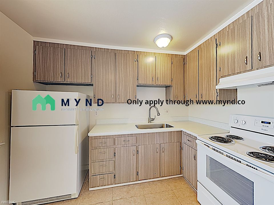1st image of 193 Superior Dr APT C