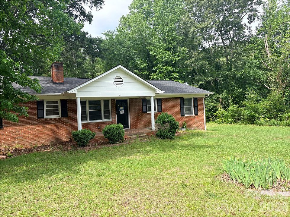 1st image of 2801 Lyndell Way