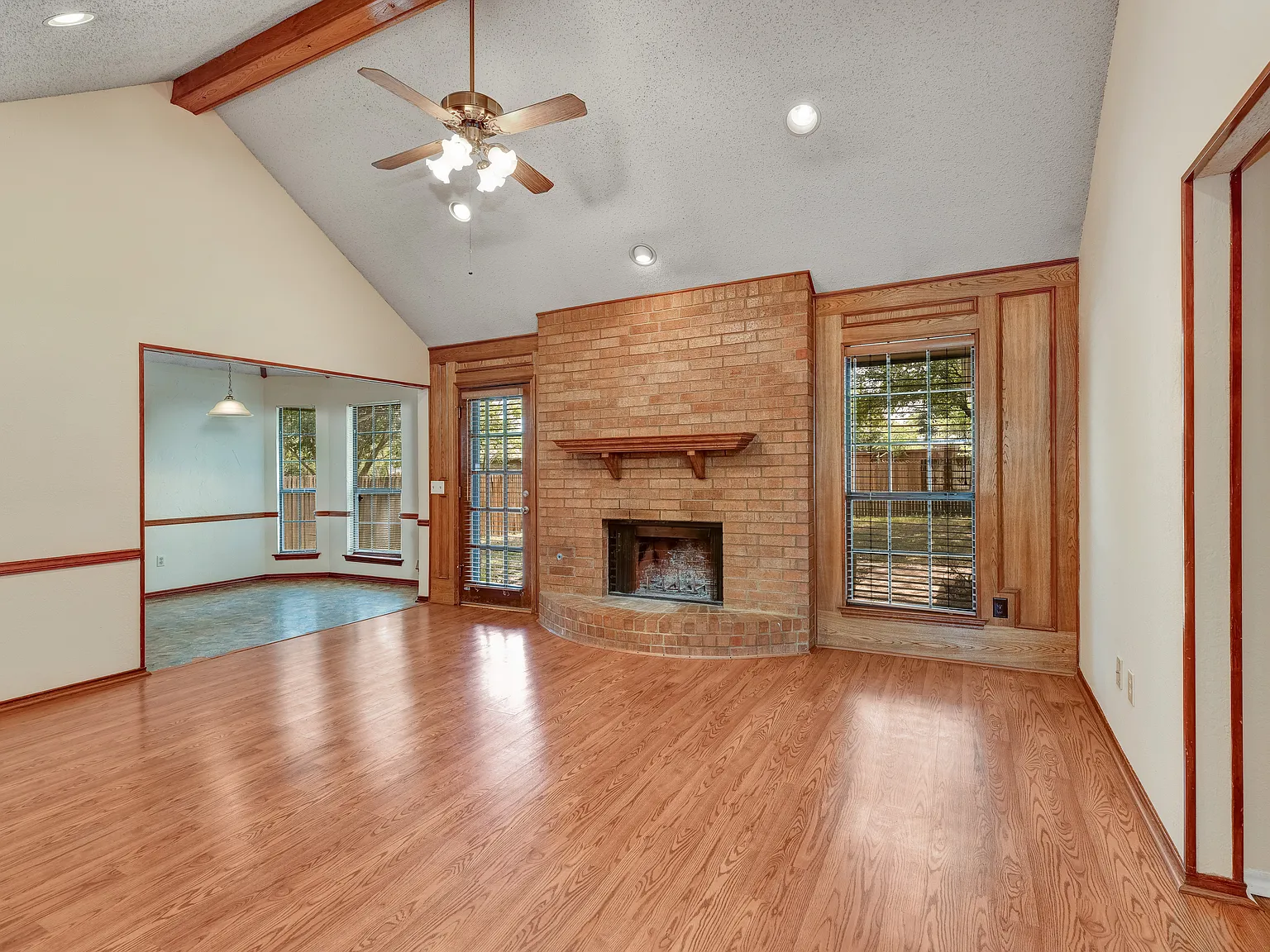 3 bed, 1669 sqft, $2,150 — Photo 4