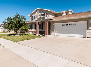 106 Mallard Trl APT 1, Minot Afb, ND 58704