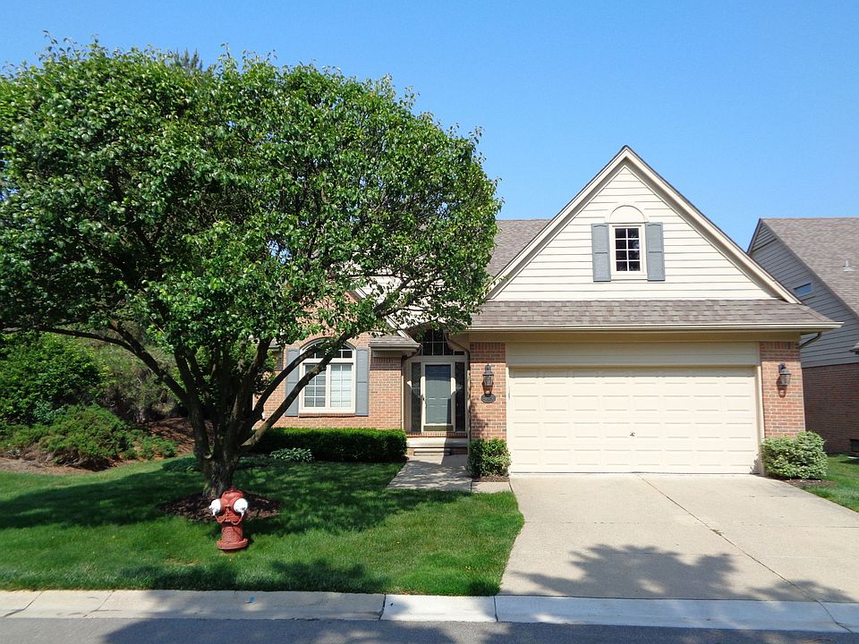 1st image of 43513 Perignon Dr