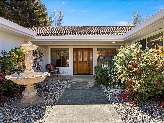 3rd image of 8581 Paradise Valley Blvd