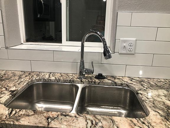 Granite counter and upgraded fixtures