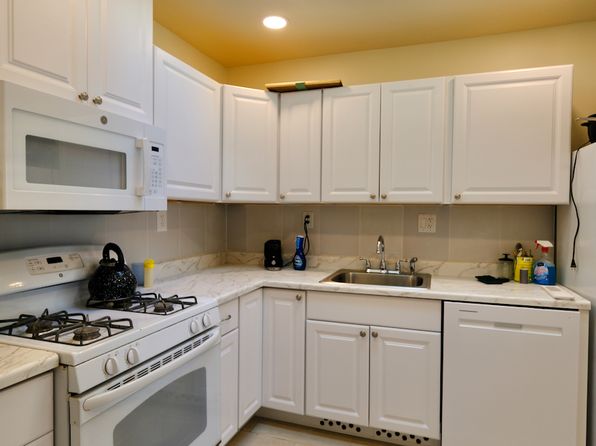 227 E Victoria St #1/2