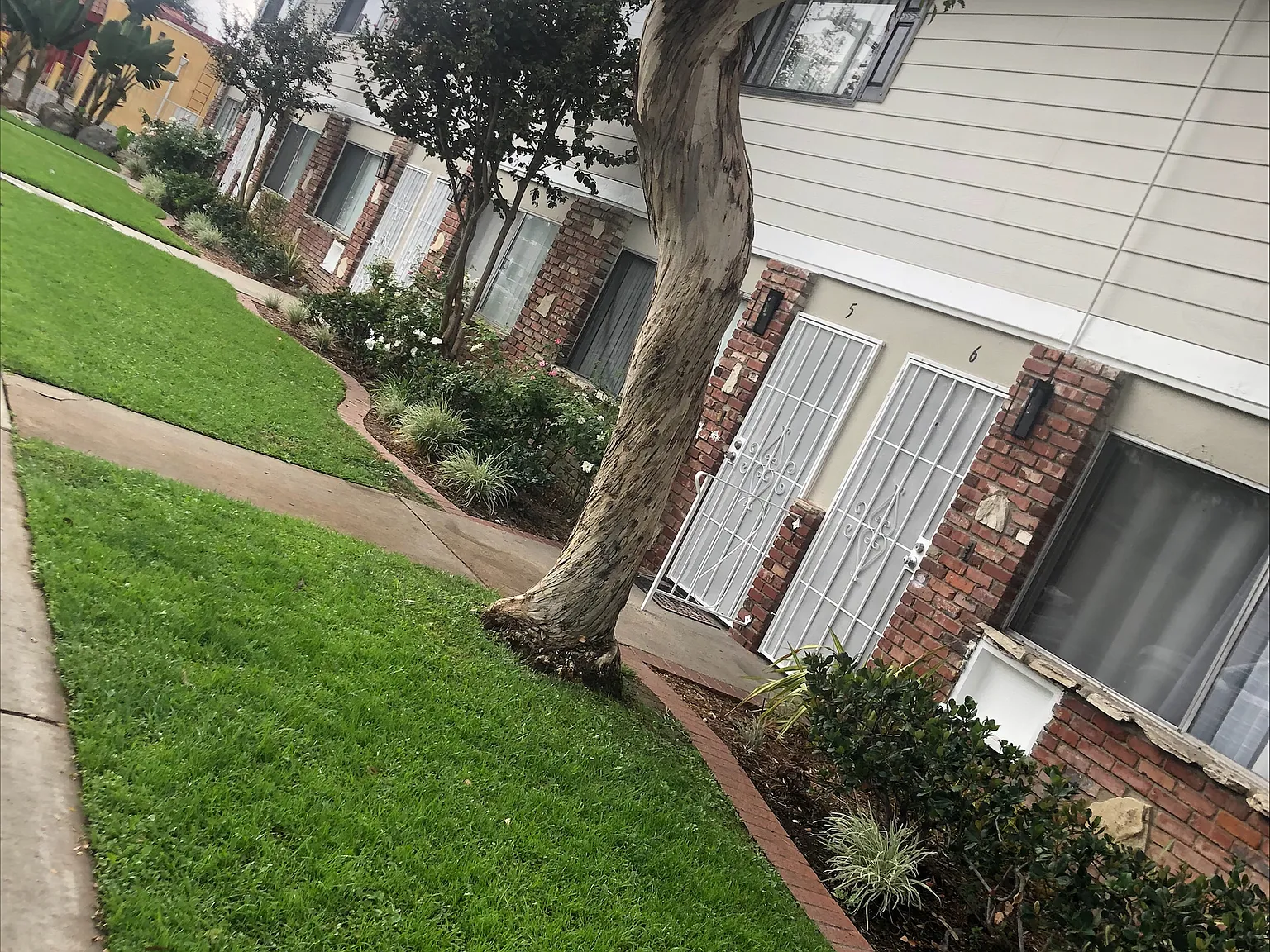Gilbert Terrace Townhomes — Photo 1
