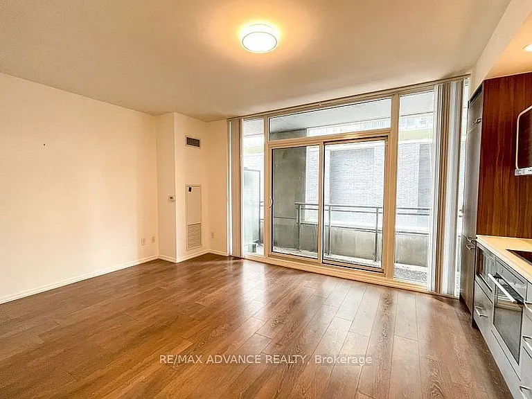45 Charles St E #503 — Photo 5