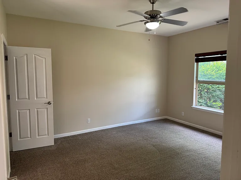2506 Van Buren Ave — Photo 9