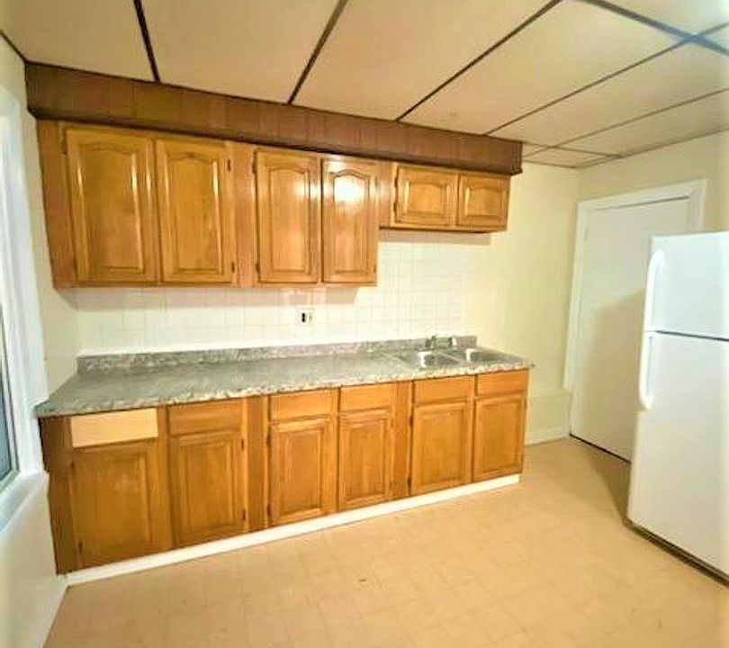 36 Hilton Street Apartments Pawtucket, RI Zillow