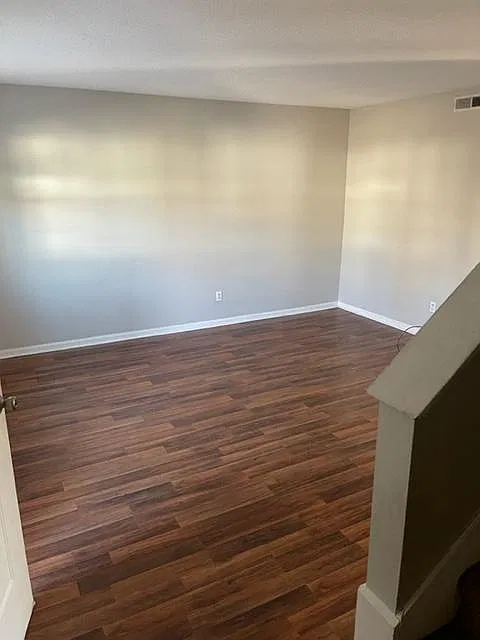 2 bed, 1.5 bath, 1178 sqft, $1,450 — Photo 3