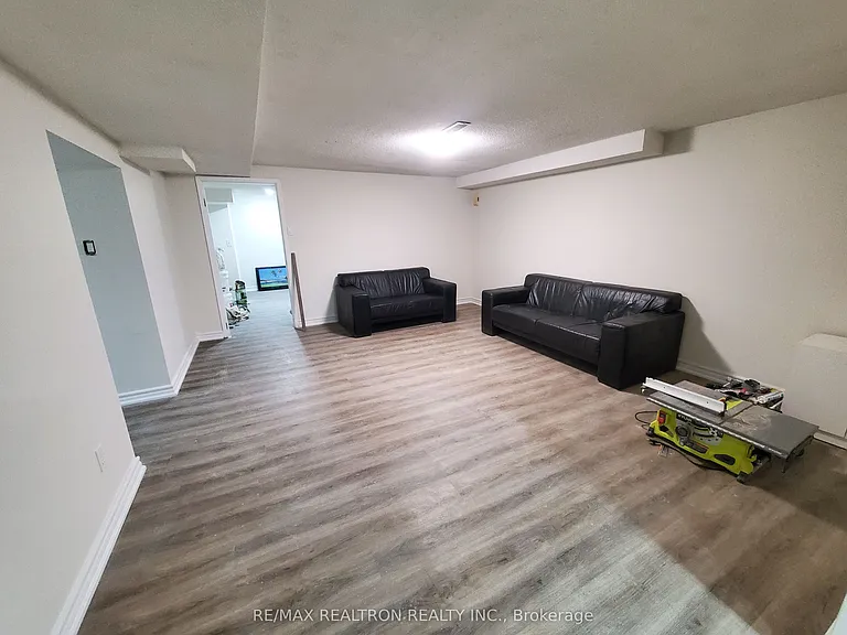 2623 Kennedy Rd #BSMNT — Photo 7