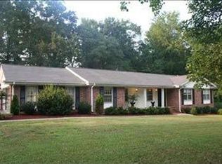 103 Eastview Dr, Simpsonville, SC 29681