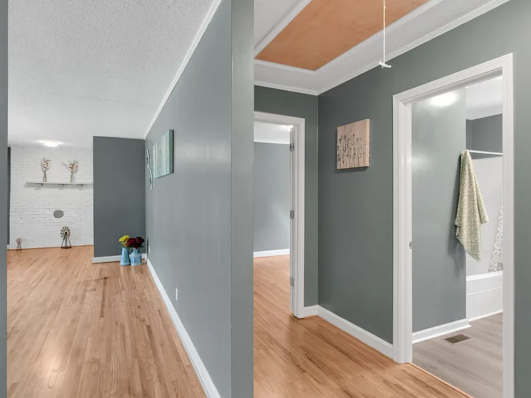 134 Hamilton St — Photo 9