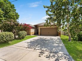 2541 Pahmeyer Rd, New Braunfels, TX