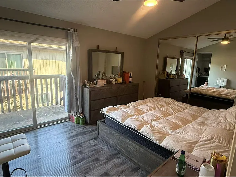 255 G St #6 — Photo 1