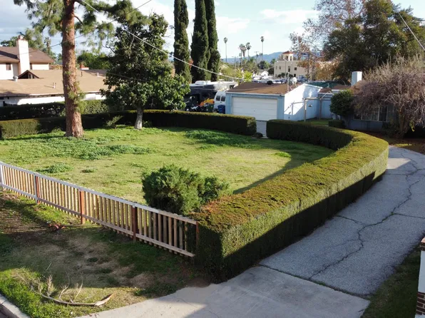 20126 Strathern St, Winnetka, CA 91306