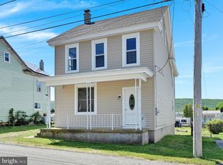 110 W Washington St, Muir, PA 17957