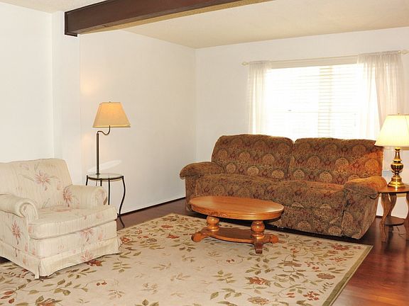 2nd image of 5308 Avalon Pl