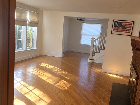 3rd image of 233 Old Grassy Hill Rd