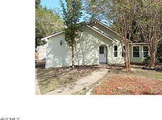 2407 Northridge Dr, Gautier, MS 39553