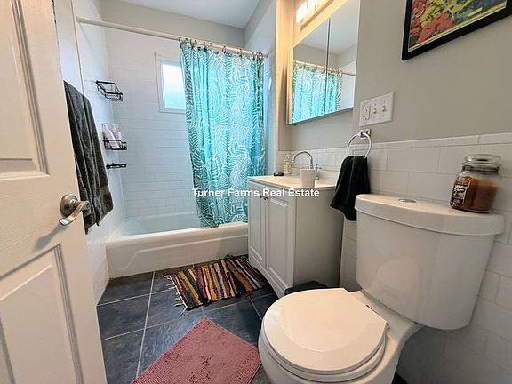 5th image of 305 Highland Ave #3F