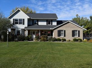 2225 E Possum Rd, Springfield, OH 45502