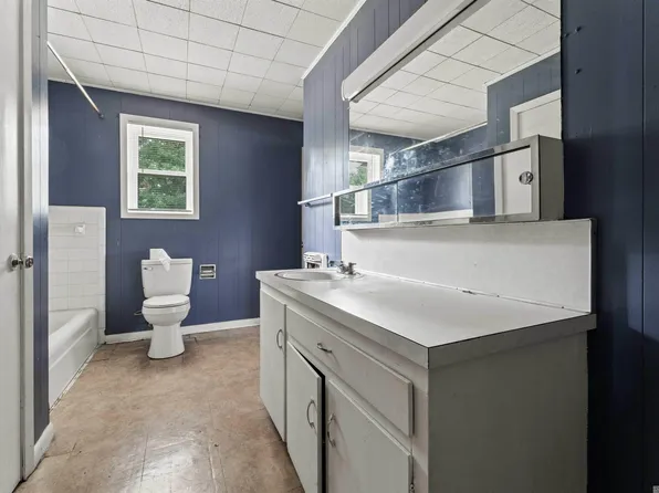 314 Vatican Dr, Donaldsonville, LA 70346
