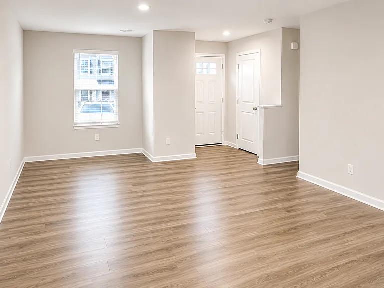 4 Tidworth Dr — Photo 5