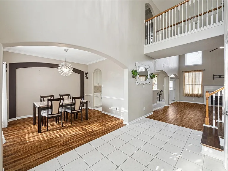 4318 Chestnut Grv — Photo 3