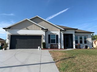 1021 NW 9th Ter, Cape Coral, FL 33993