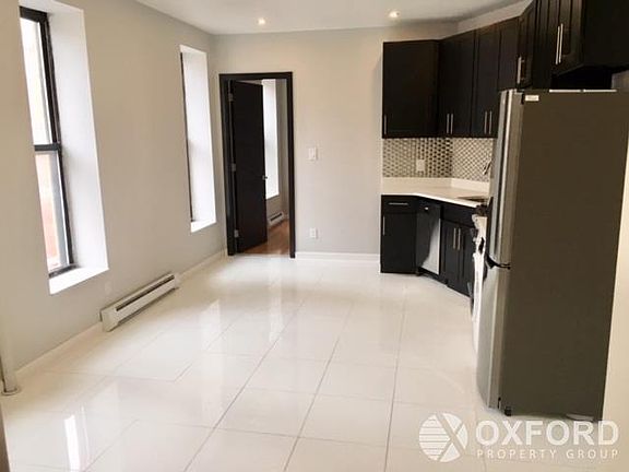 3rd image of 174 W 107th St APT 4C