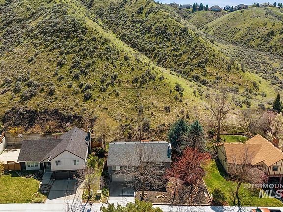2nd image of 5798 N Collister Dr