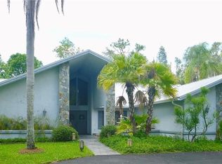15288 Briar Ridge Cir, Fort Myers, FL 33912