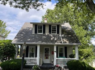 209 Hall Ave, Clarks Green, PA 18411
