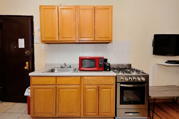 Rented by Corcoran | media 8