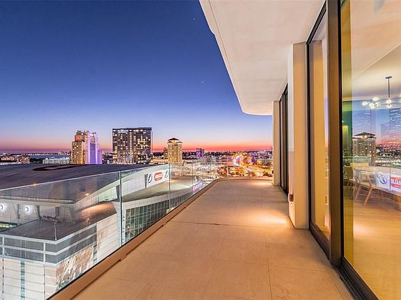 3rd image of 1000 Water St #1201