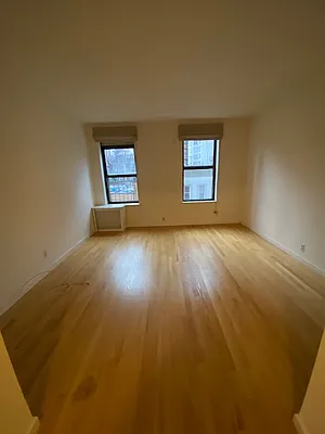 Rented by Bond New York | media 1