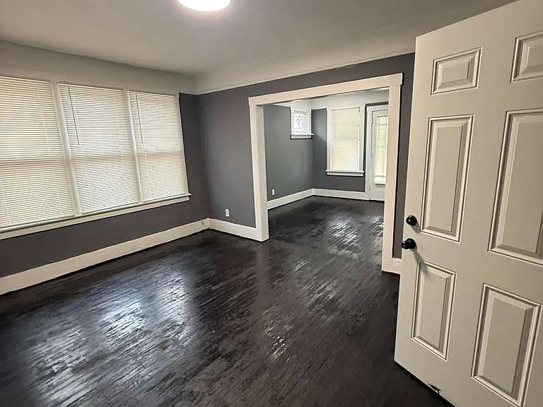 2676 Sturtevant St #4-1 — Photo 4